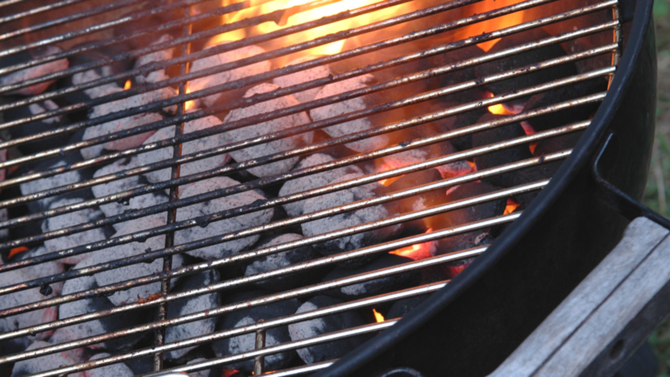 11 Ways To Master Your Charcoal Grill Mental Floss