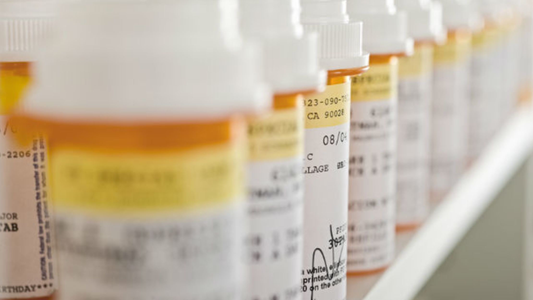 What You Need to Know About Drug Expiration Dates Mental Floss