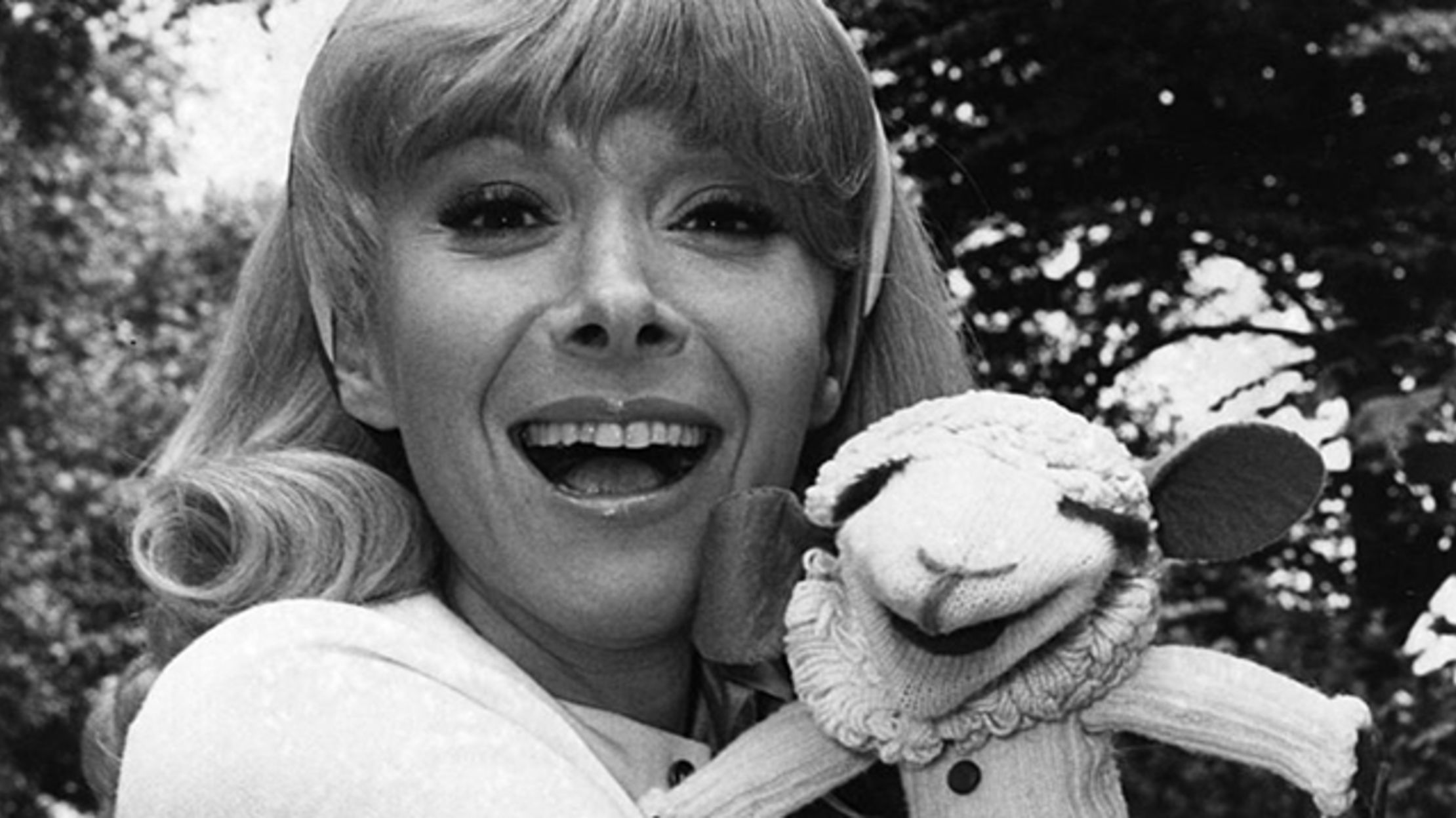 18 PlayAlong Facts About Shari Lewis and Lamb Chop Mental Floss