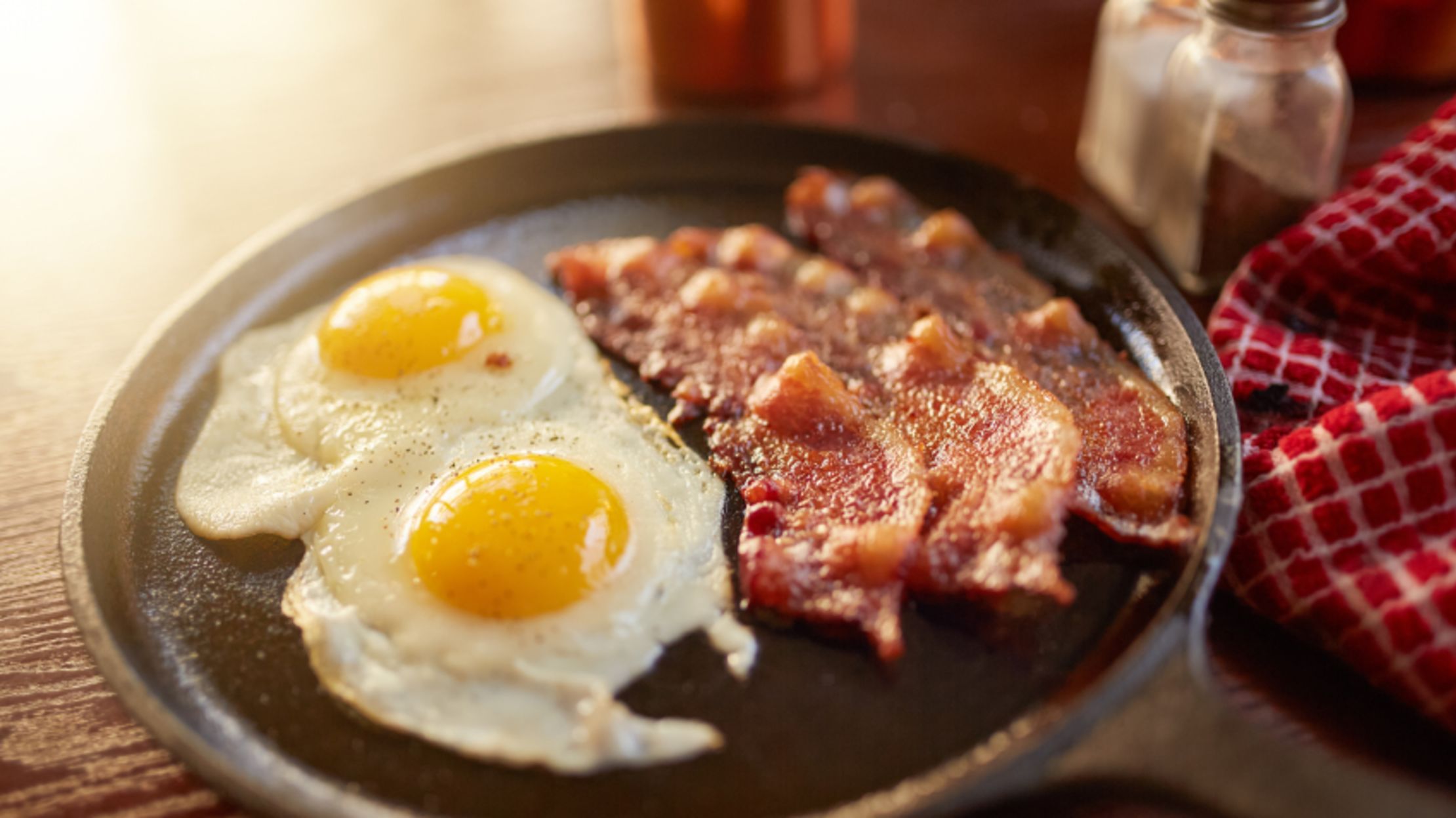 7 Reasons Why Breakfast Really Is The Most Important Meal Of The Day Mental Floss A healthy breakfast is very important for your health and weight management, but skipping this meal is the worst option.