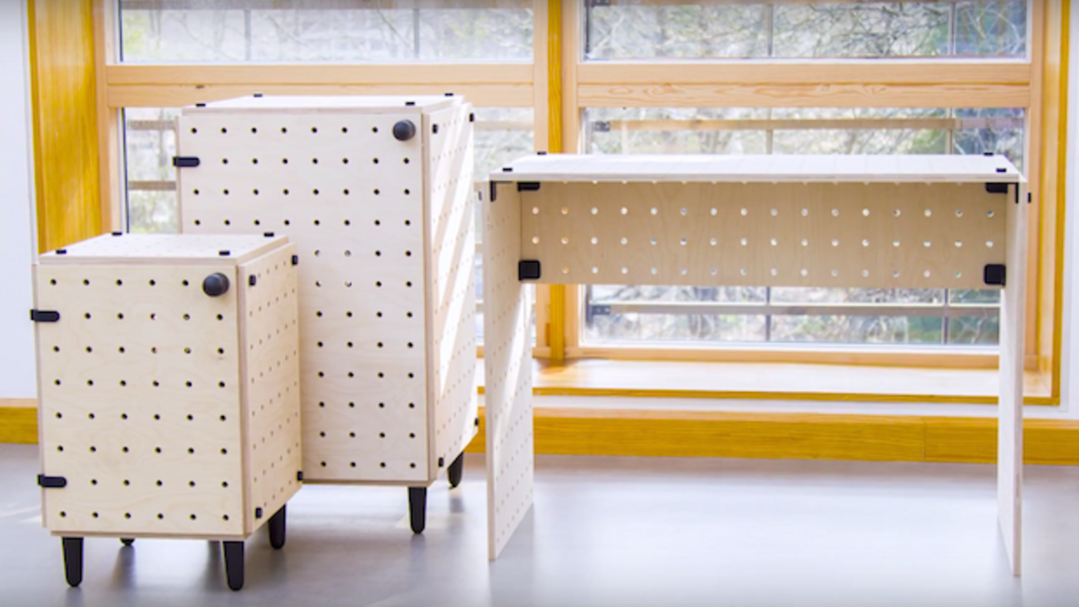 The Only Tools Needed to Build This Modular Furniture Are Your Hands