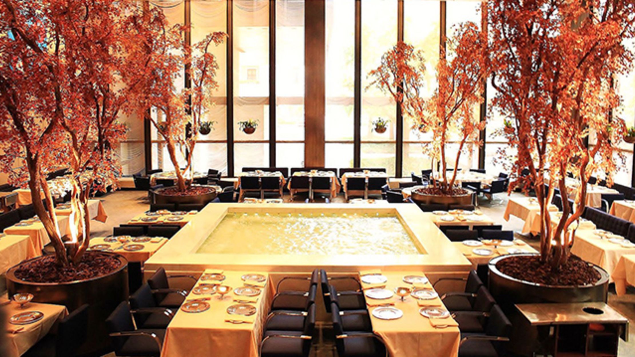 You Can Buy the Midcentury Furniture From the Four Seasons This Summer