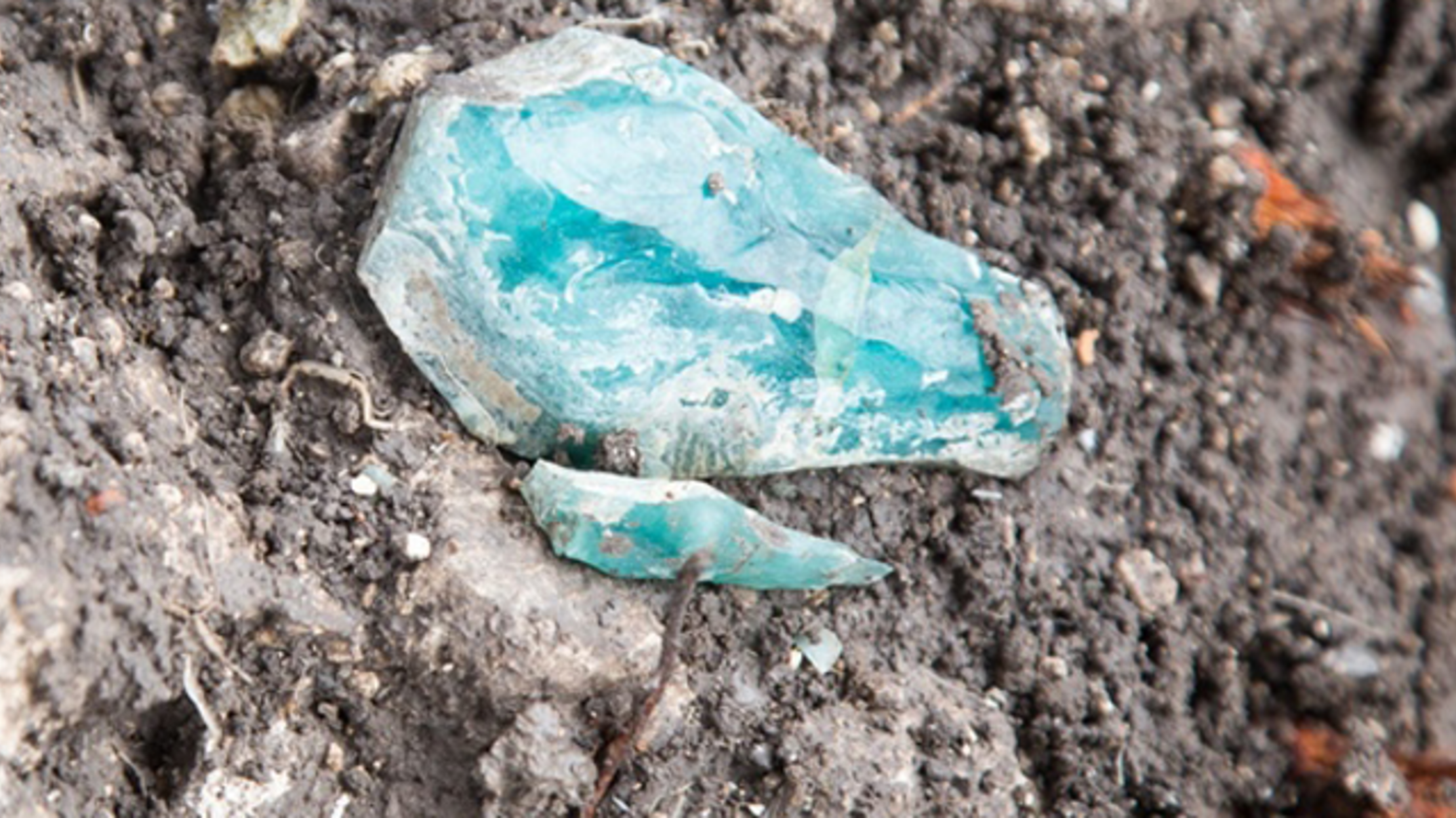 Archaeologists Discover Israel's OldestKnown Glass Factory Mental Floss