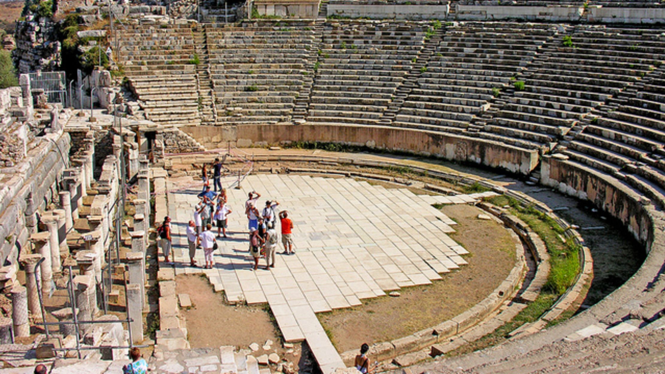 10 Awesome Outdoor Music Venues Around The World Mental Floss 10-awesome-outdoor-music-venues-around-the-world-mental-floss