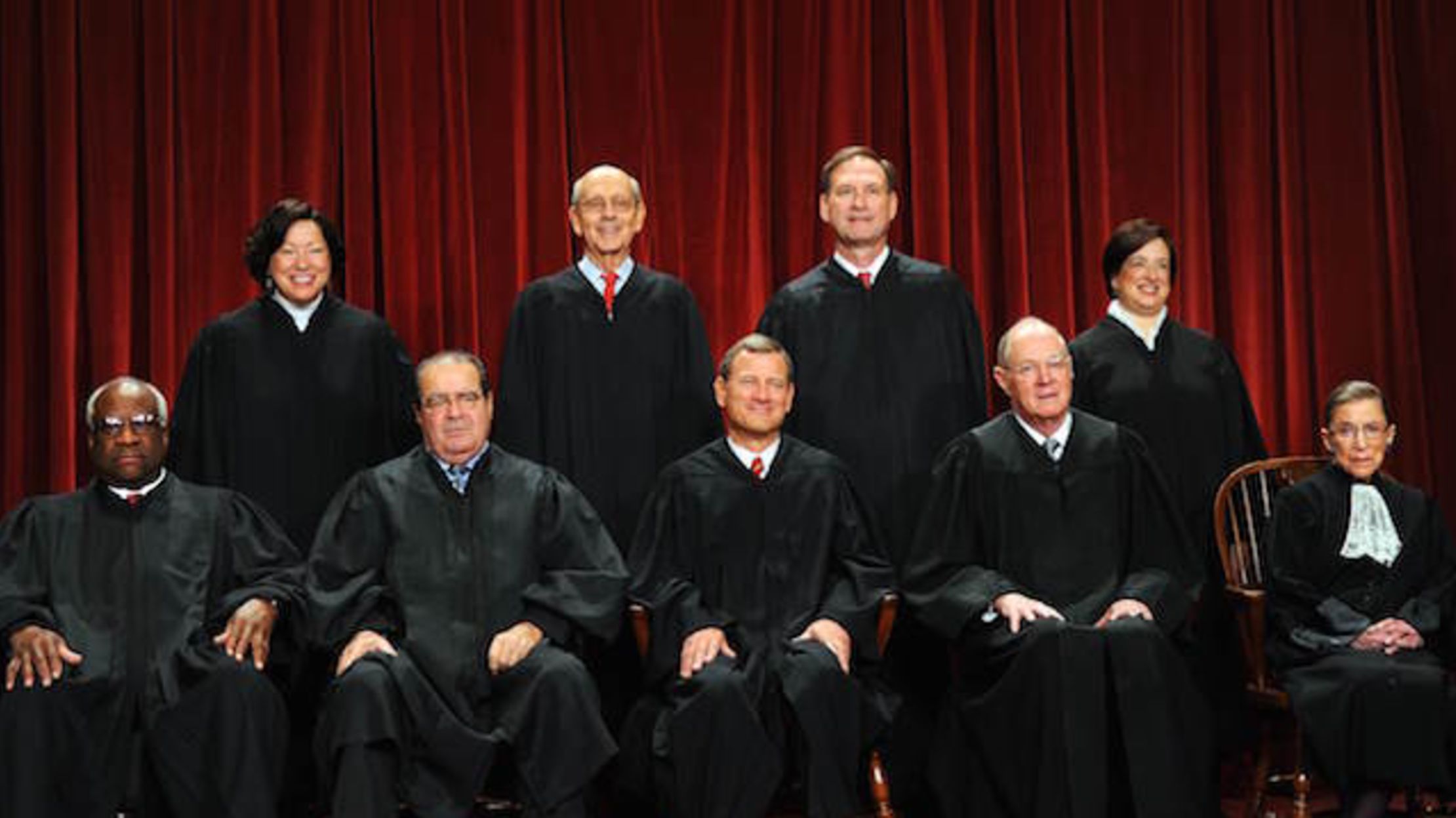 Us supreme court justices 2017 information