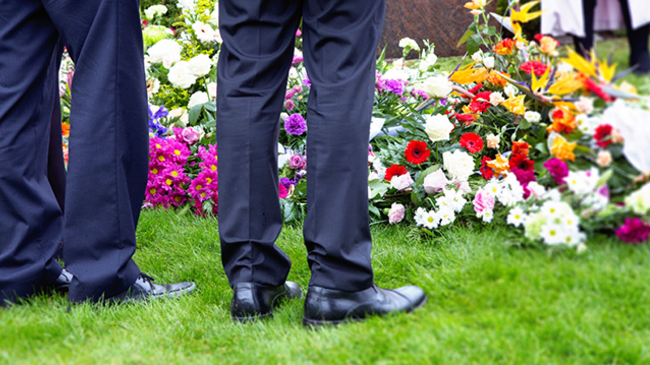 9 Dos And Don Ts Of Funeral Etiquette Mental Floss