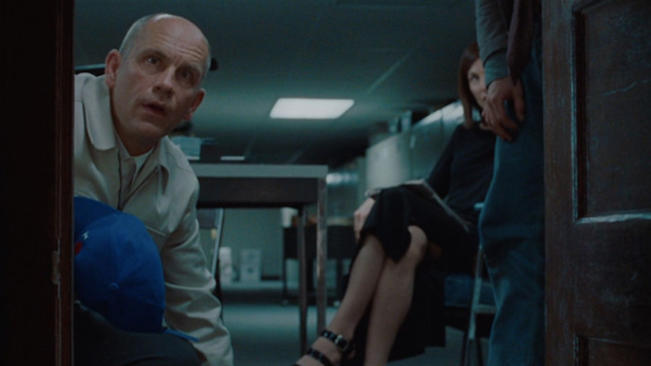 16 Heady Facts About 'Being John Malkovich' Mental Floss
