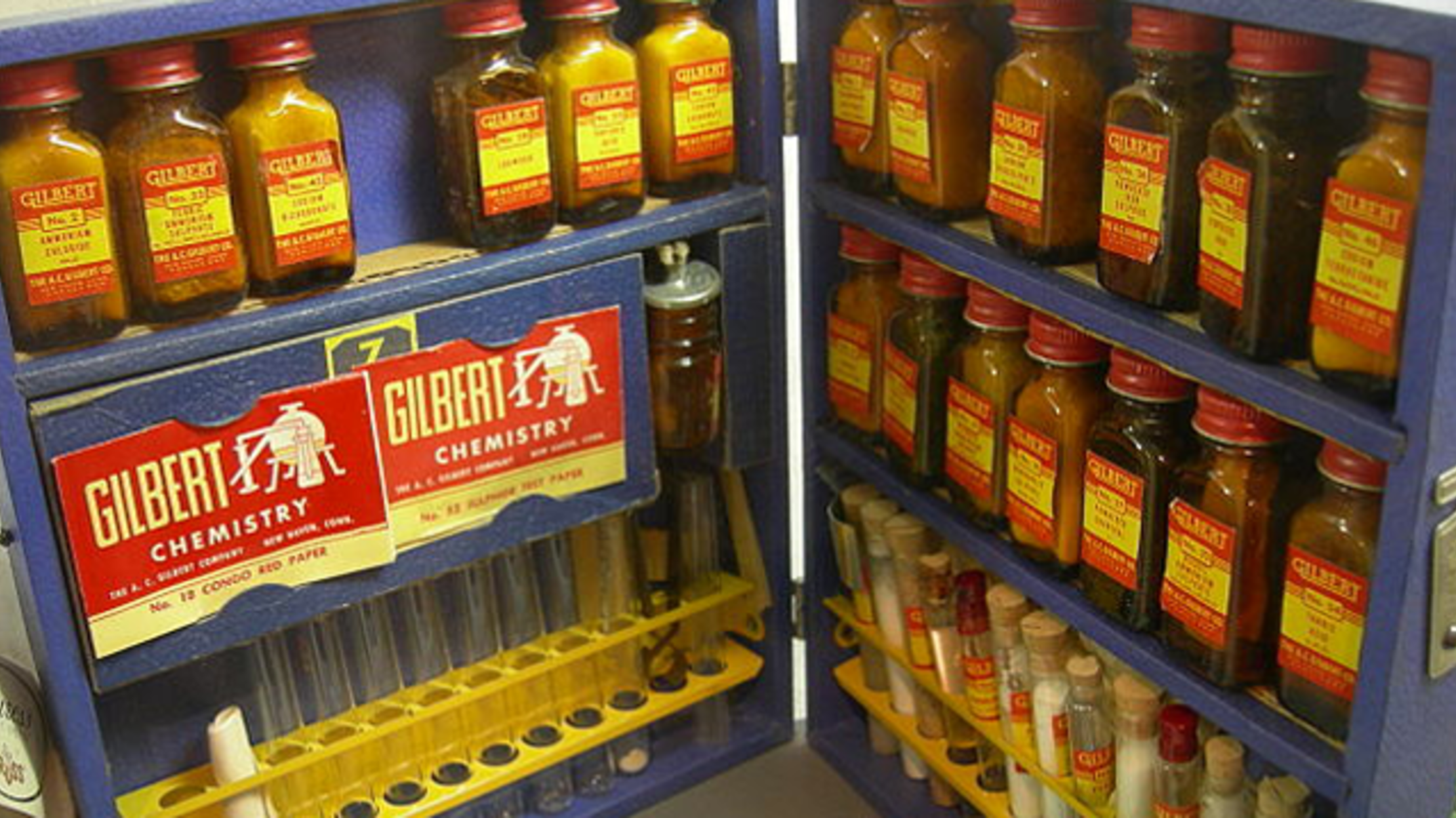 The Dynamic History of the Toy Chemistry Set Mental Floss