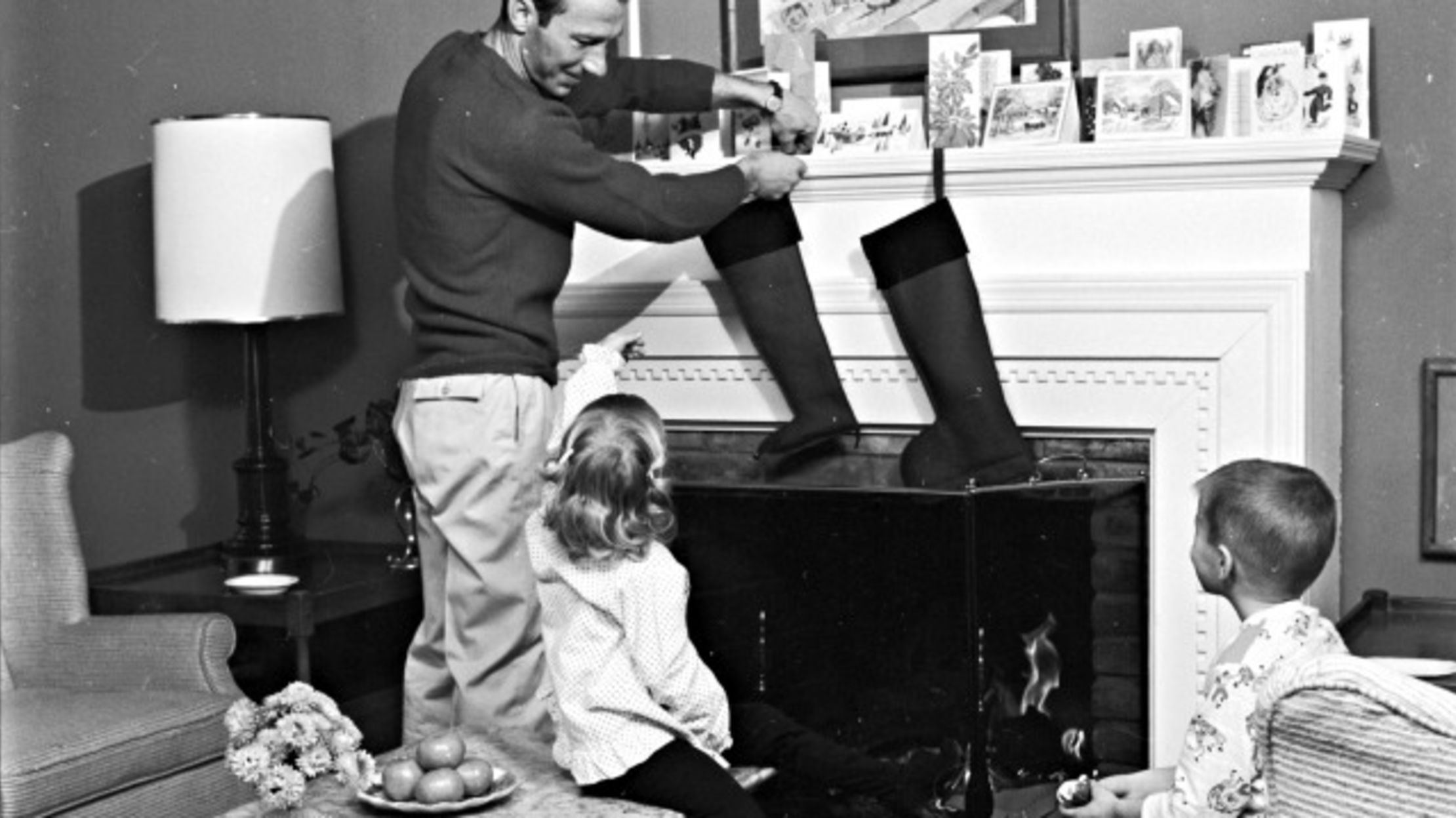 Why Do We Hang Up Christmas Stockings? Mental Floss