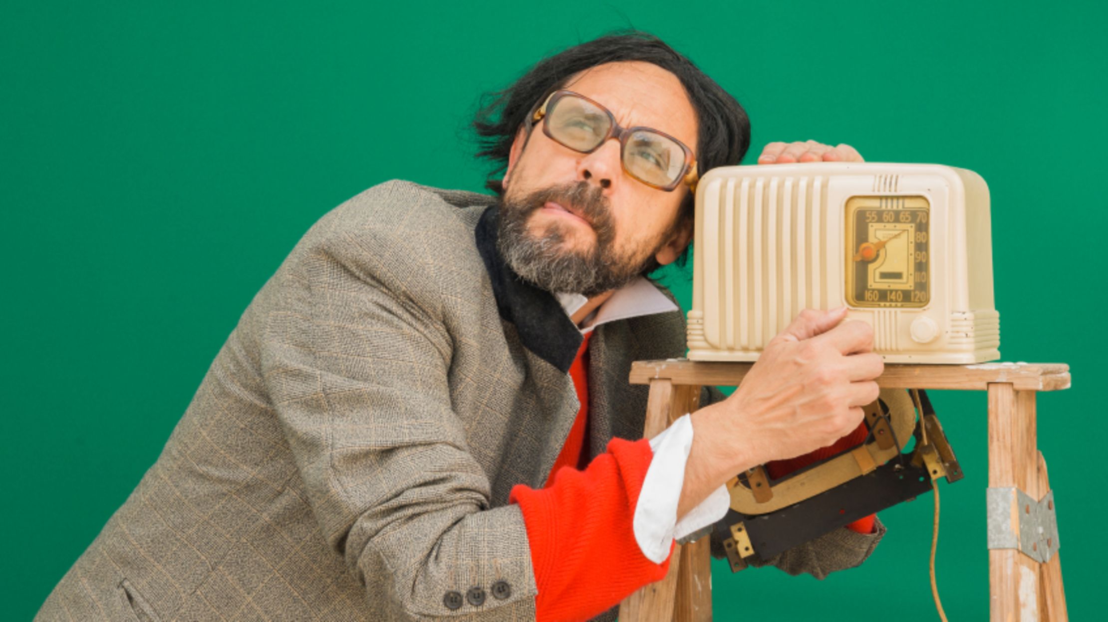 Why Does Radio Static Go Away Whenever You Touch the Dial? Mental Floss