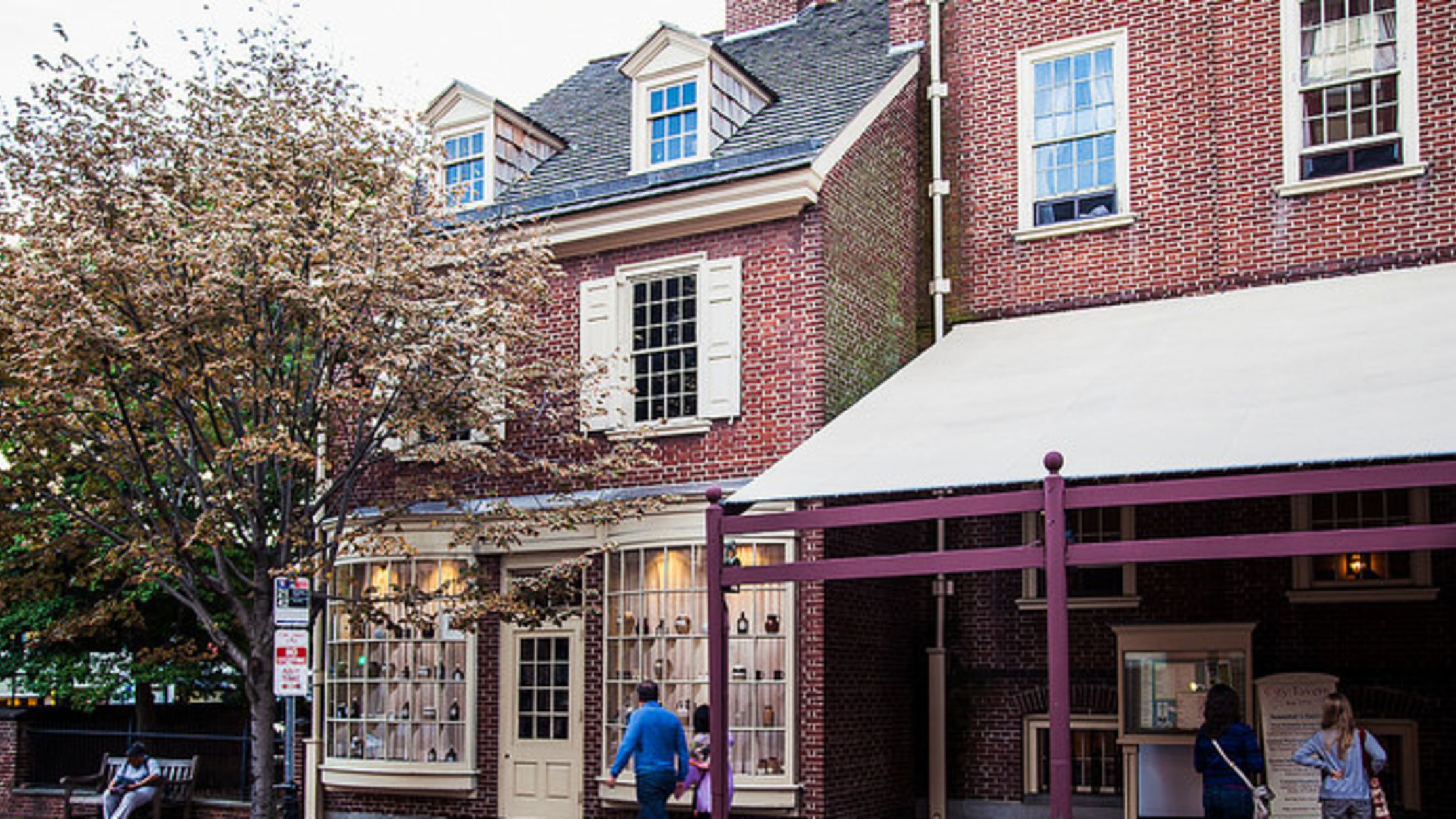 12 Historic Philadelphia Bars You Can Visit Mental Floss