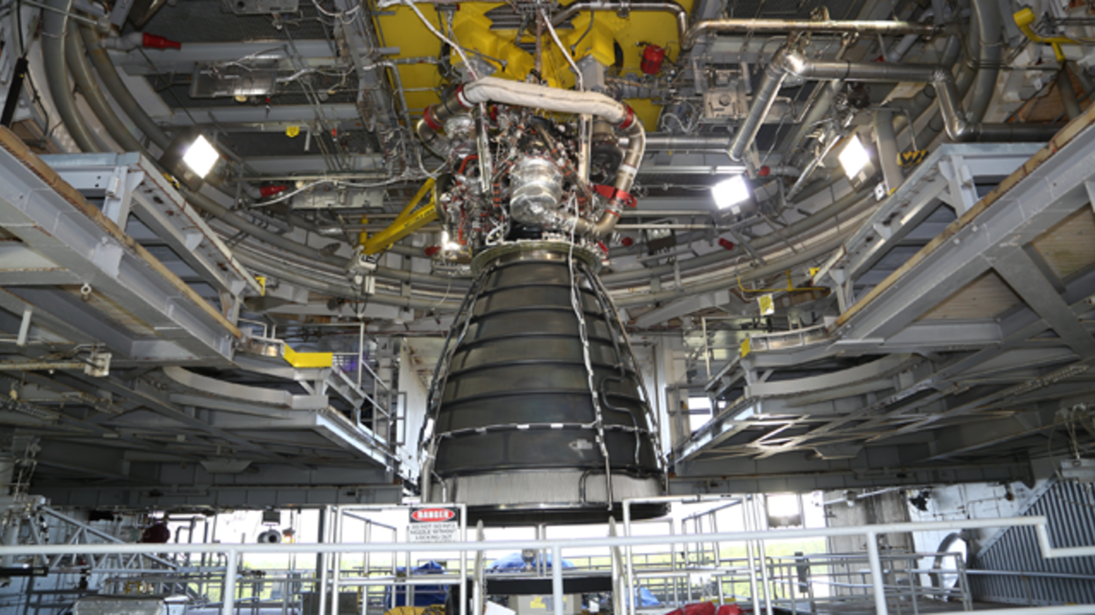 NASA Tests Rocket Engine That Will One Day Head to Mars | Mental Floss