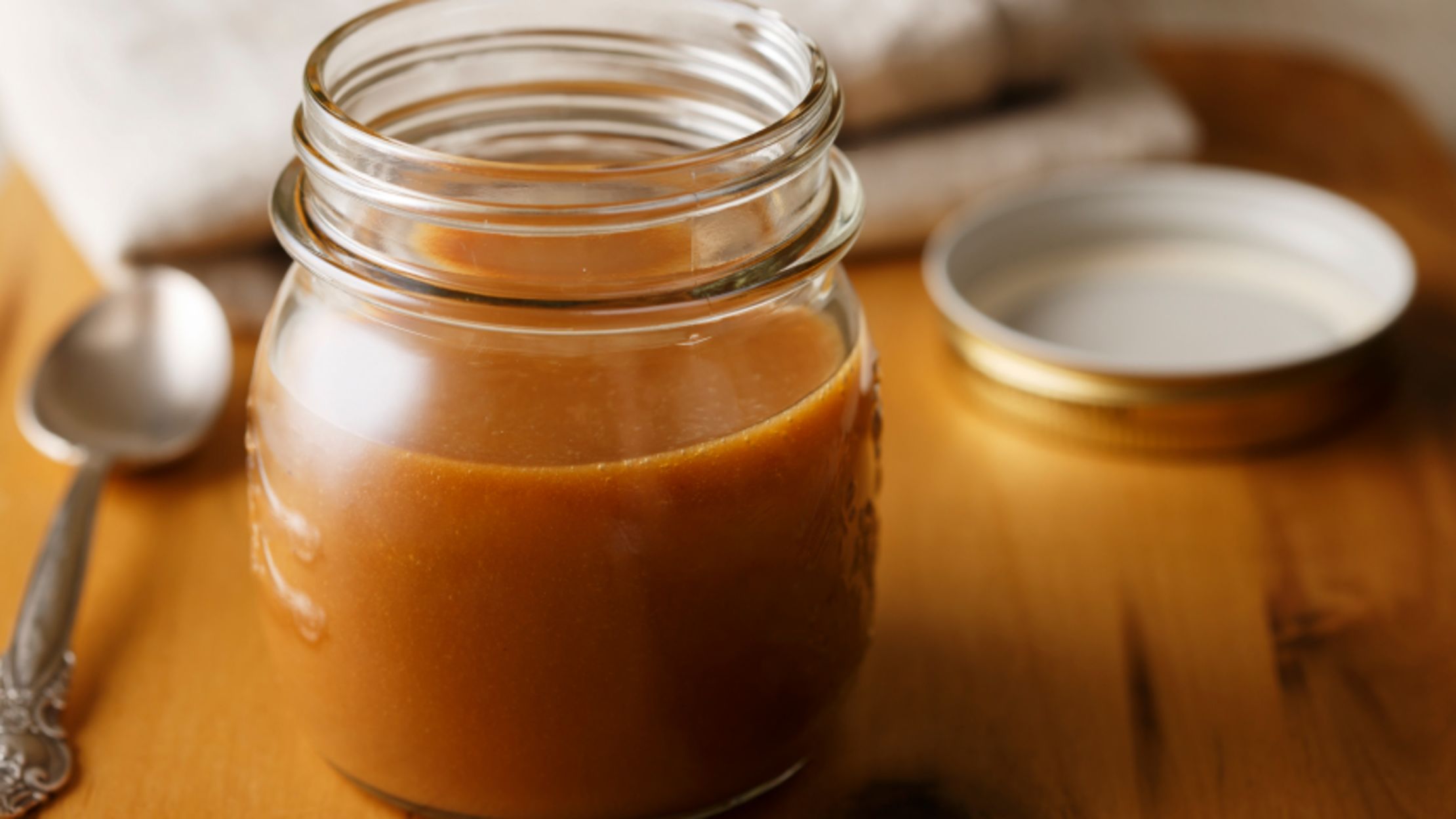 What's the Difference Between Caramel, Toffee, and Butterscotch