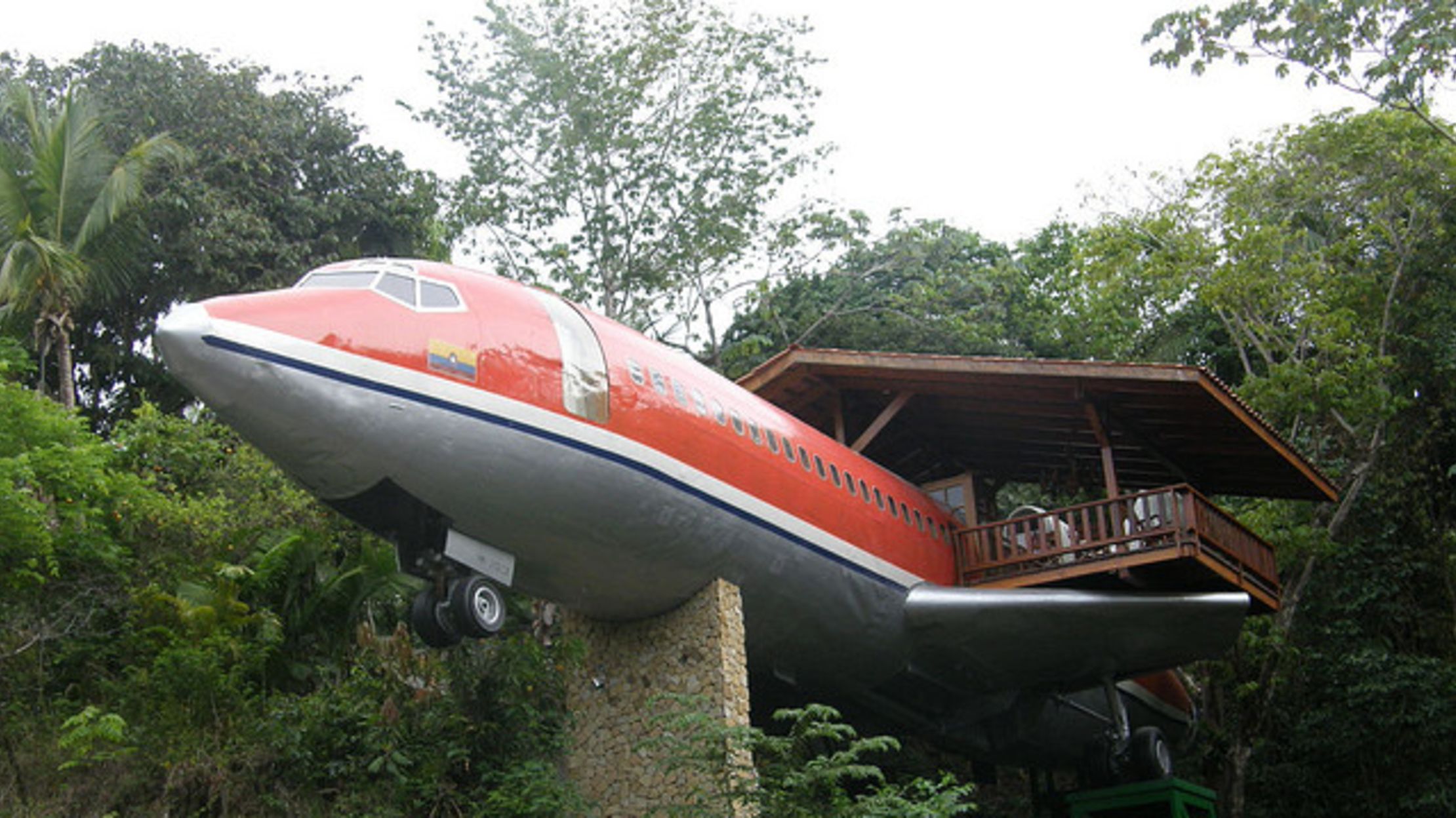 A Costa Rican Hotel Made From A Converted Boeing 727 Airplane Mental Floss a-costa-rican-hotel-made-from-a-converted-boeing-727-airplane-mental-floss