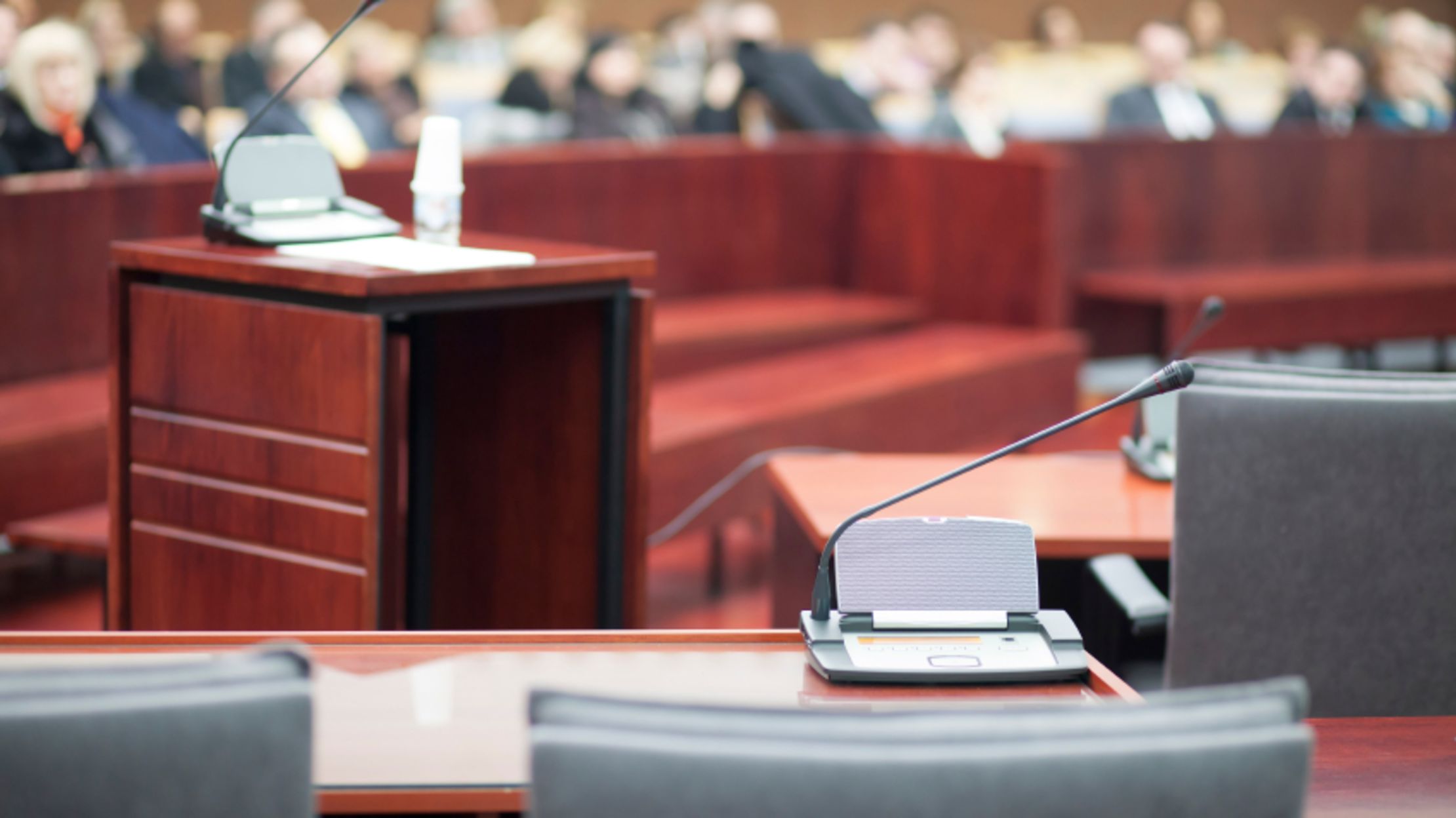 9 Things Lawyers Look for When Picking a Jury Mental Floss