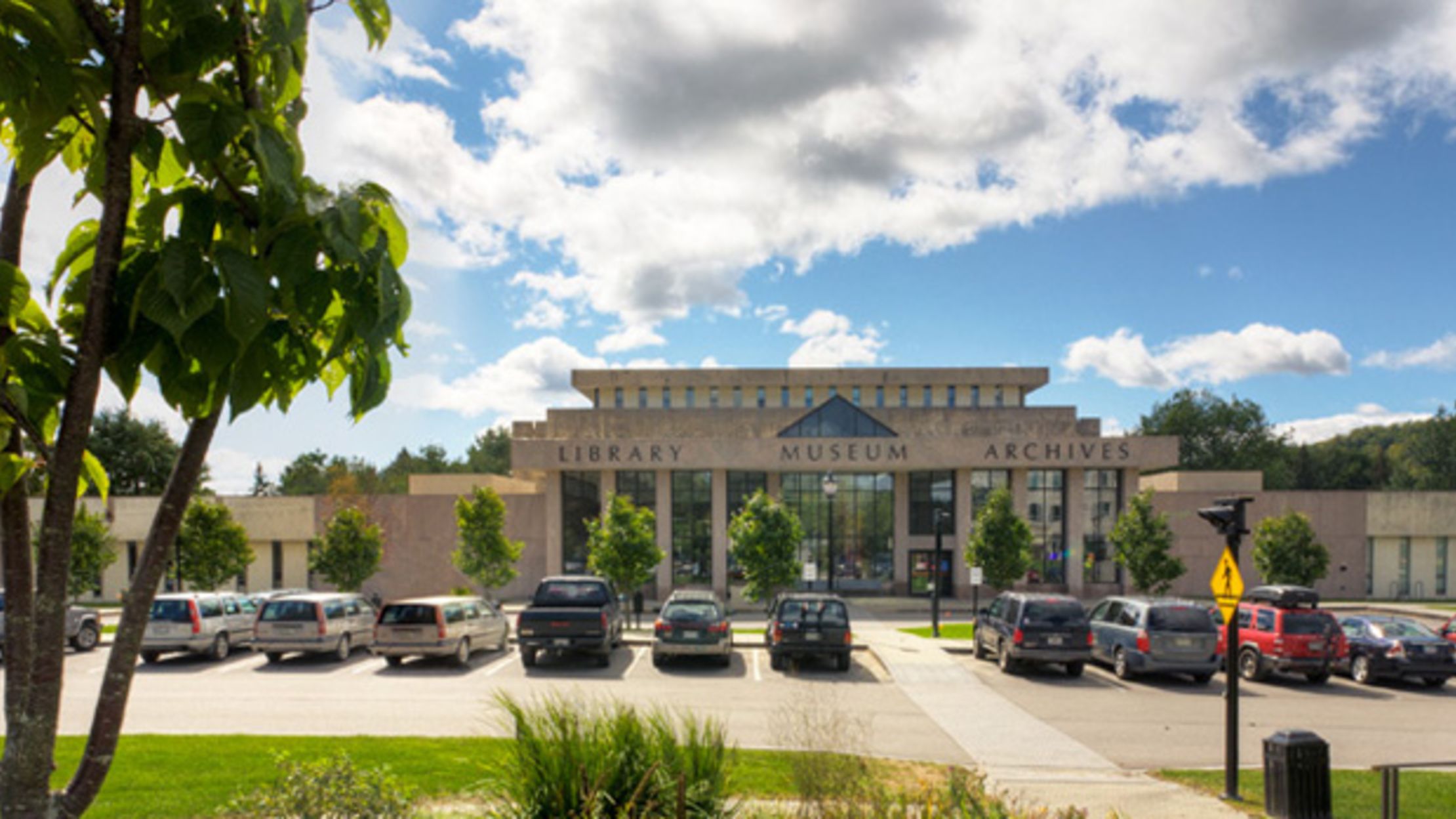 Strange States: The Phantom Of The Maine State Library | Mental Floss