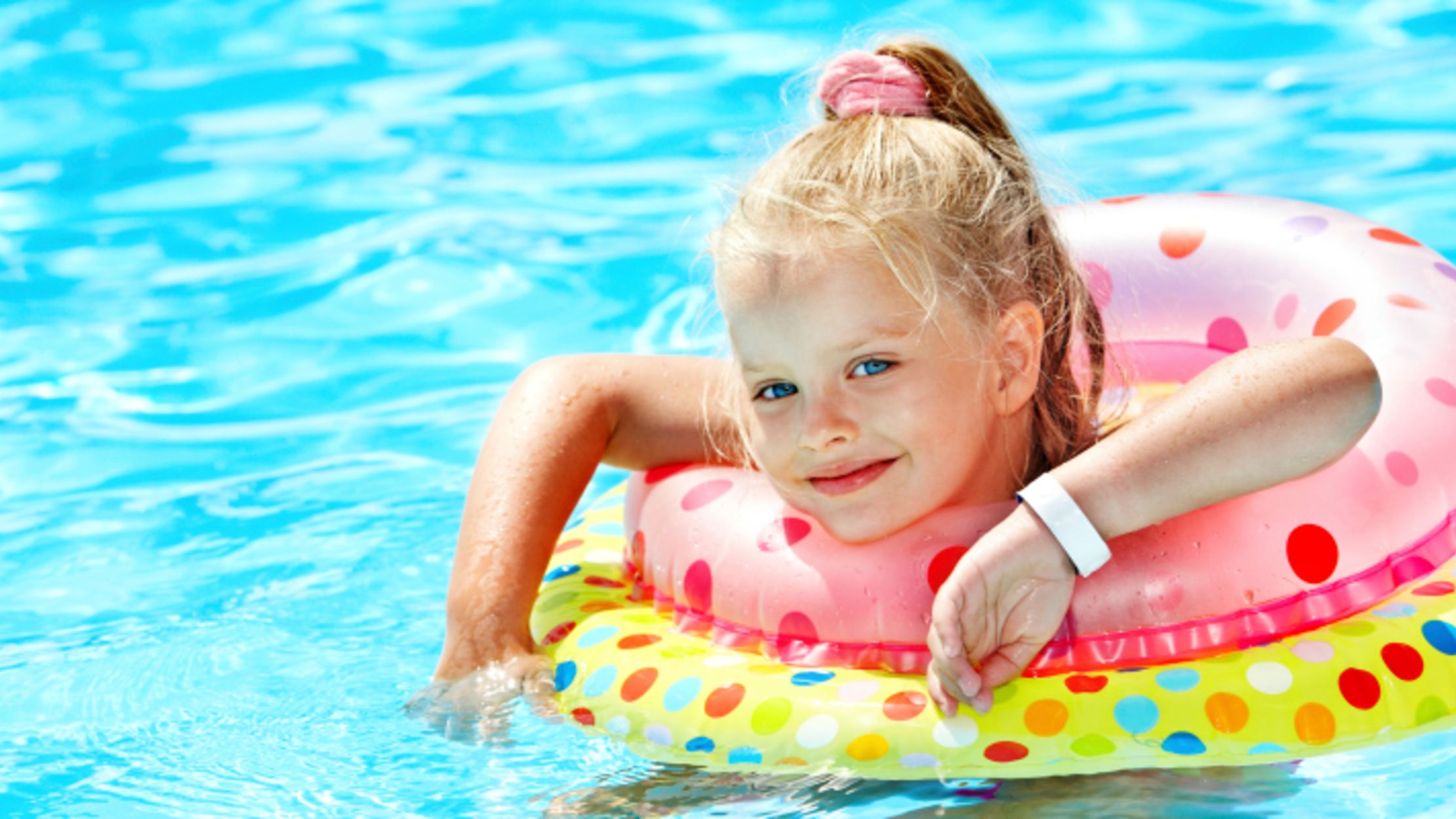 do-you-really-have-to-wait-an-hour-to-swim-after-eating-mental-floss