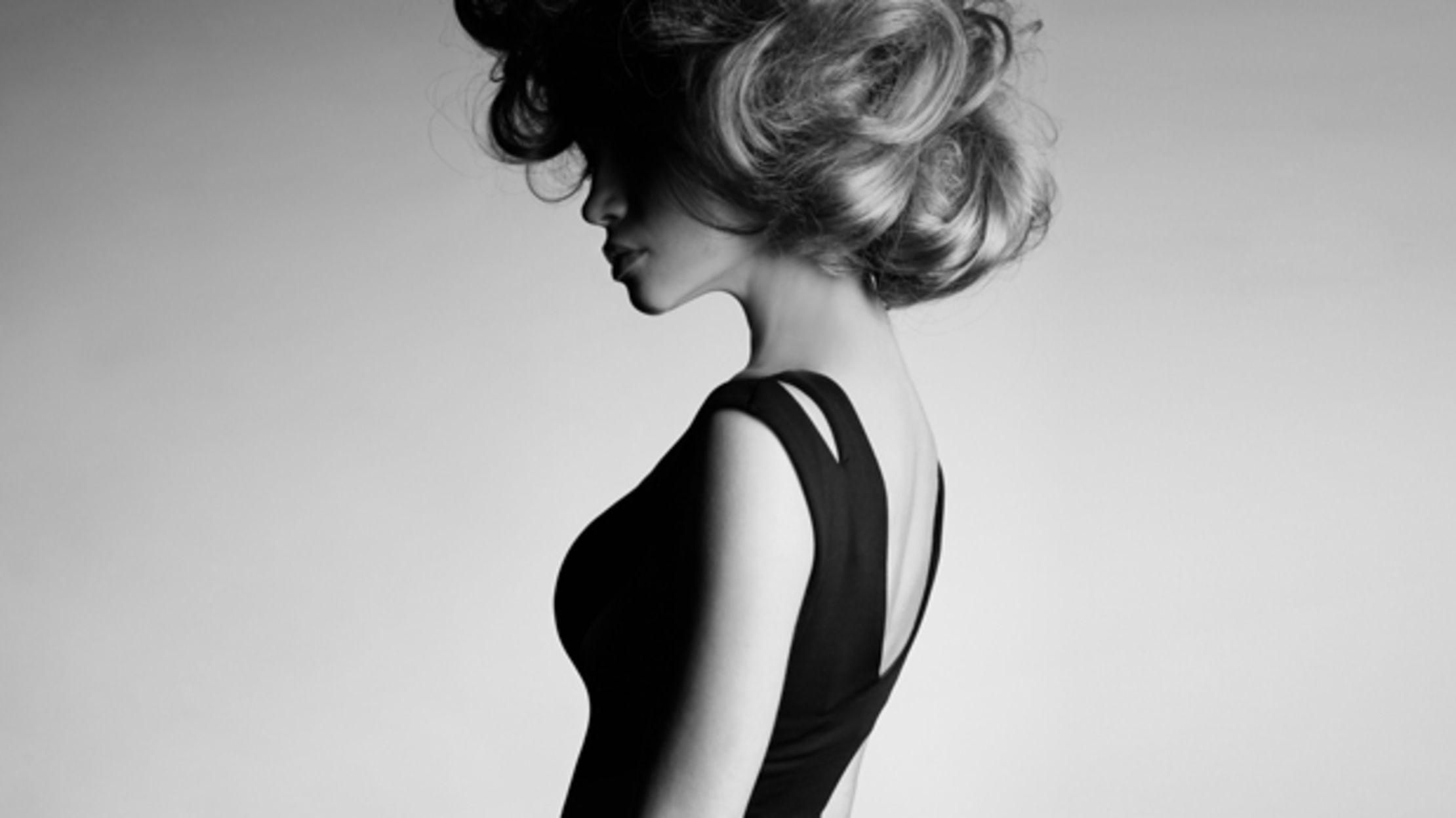 coco chanel little black dress 1926