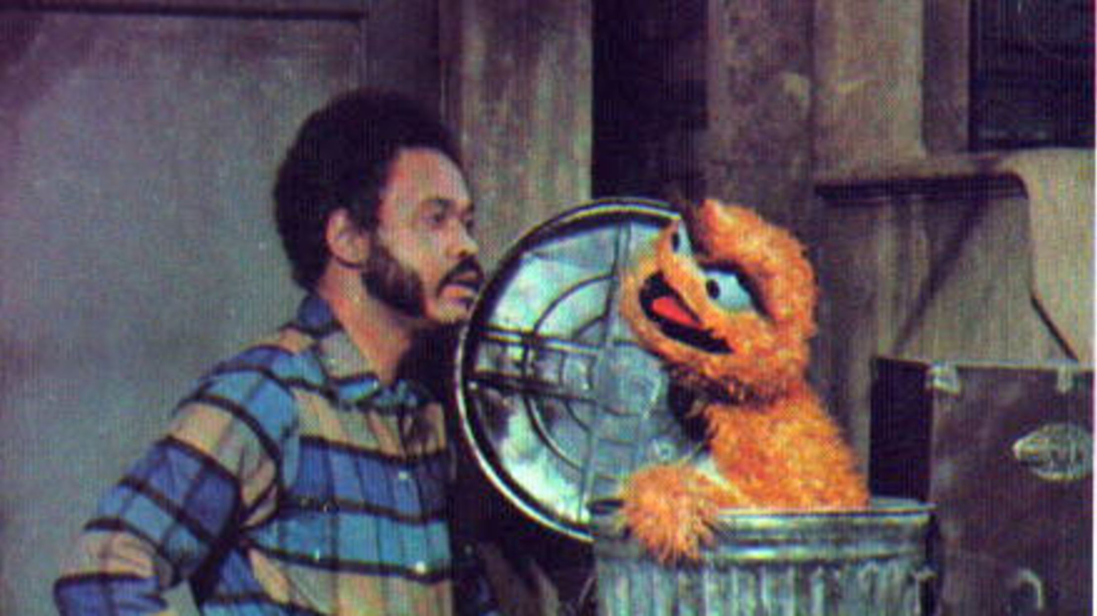 Oscar the Grouch Used to Be Orange | Mental Floss