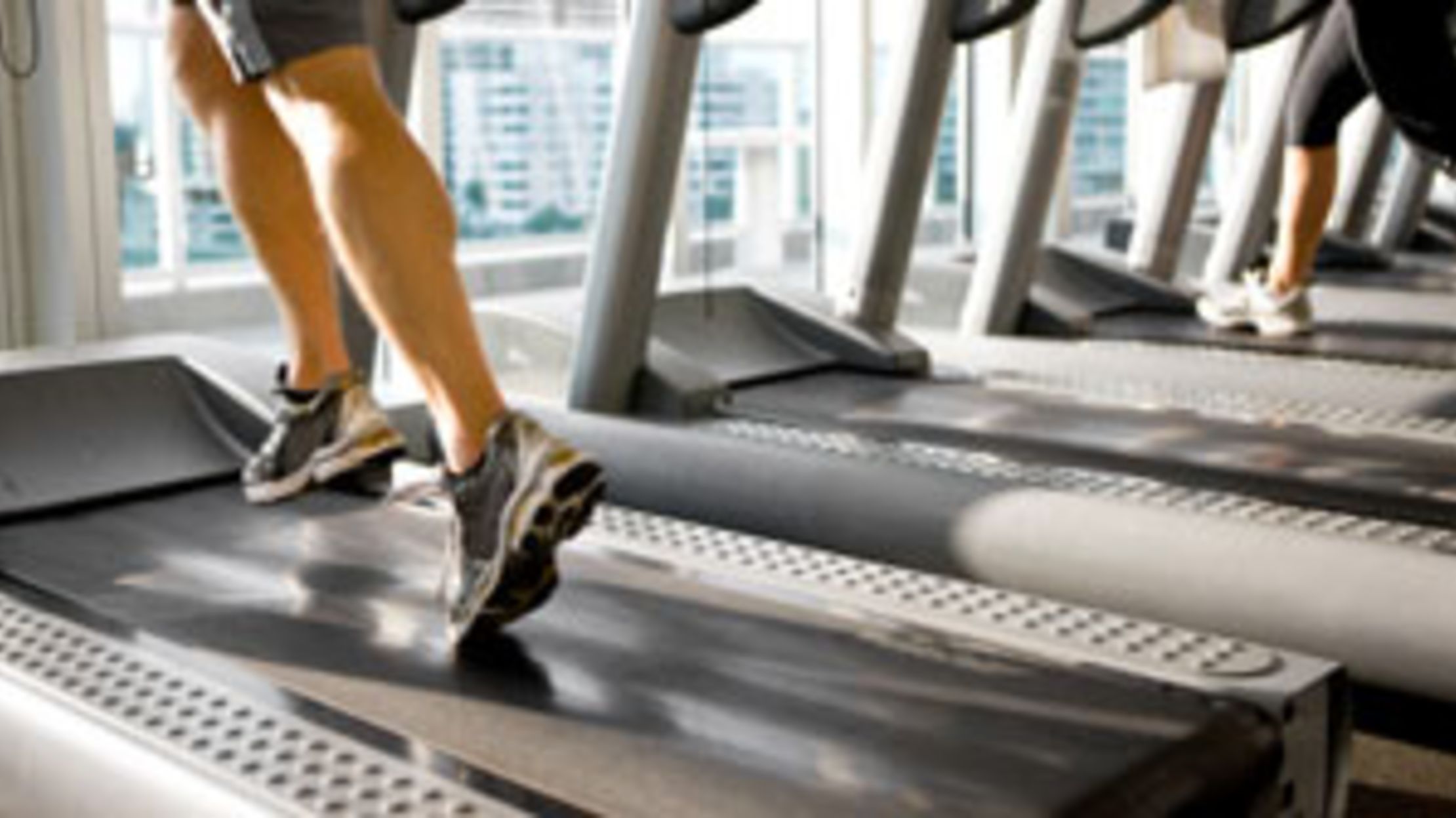 How Does the Treadmill Know How Many Calories I've Burned? Mental Floss