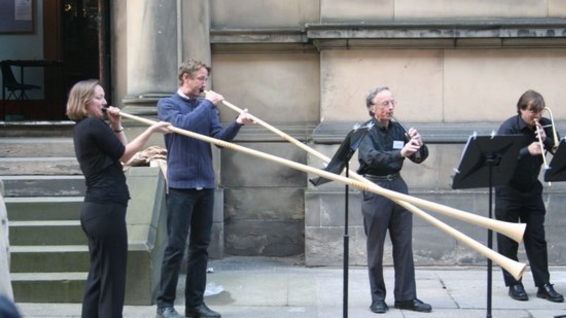 8 Strange and Different Musical Instruments Mental Floss