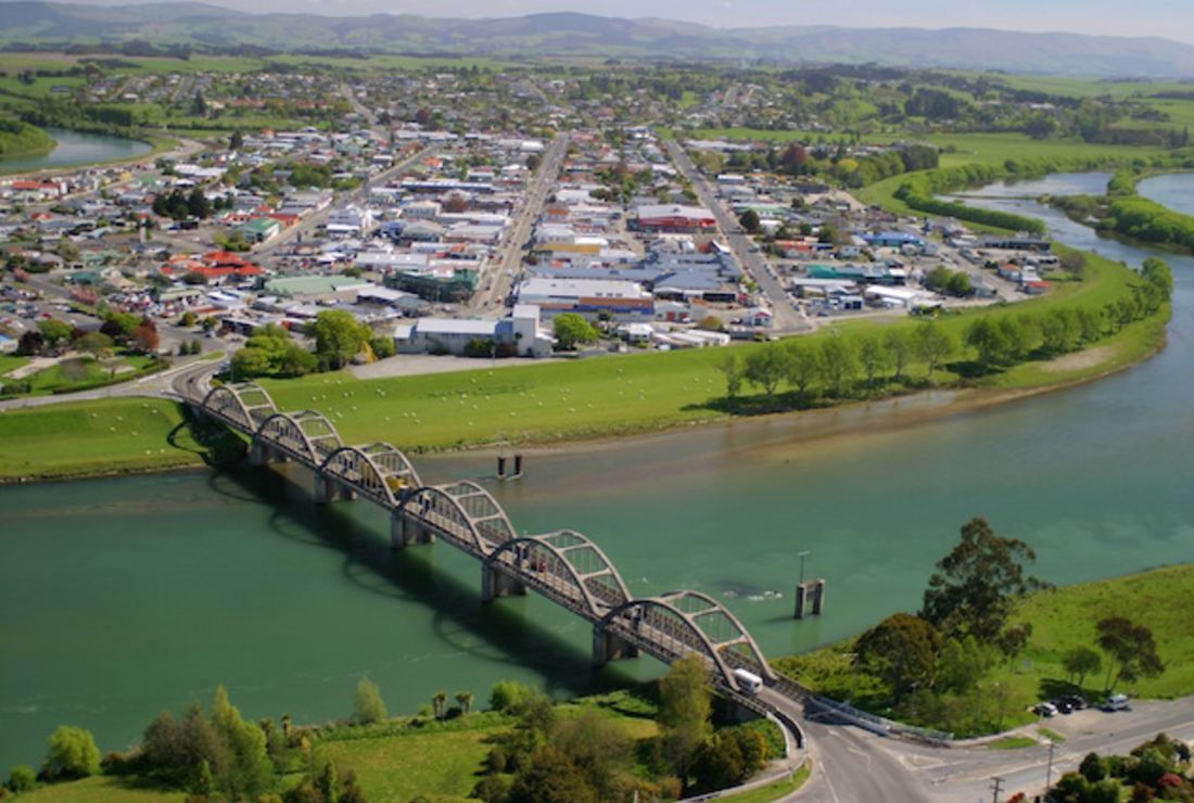 New Zealand Town Recruiting New Residents With Land and Home Deals | Mental  Floss