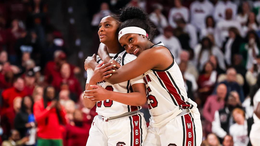 South Carolina Gamecocks guard Ta'niya Latson and Raven Johnson