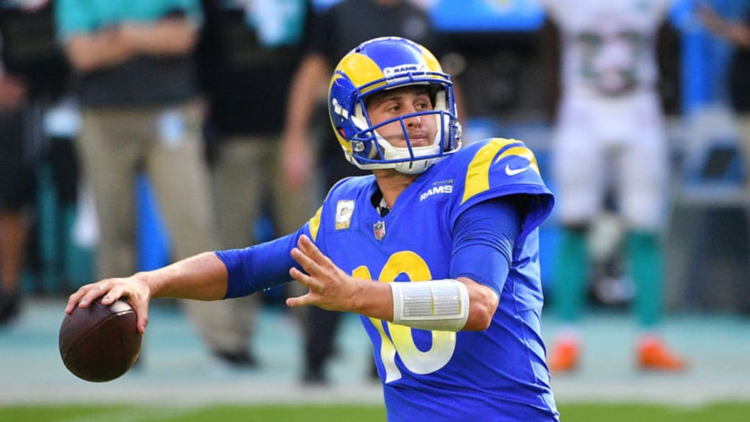 MIAMI GARDENS, FLORIDA - NOVEMBER 01: Jared Goff #16 of the Los Angeles Rams looks to pass against the Miami Dolphins during their NFL game at Hard Rock Stadium on November 01, 2020 in Miami Gardens, Florida. (Photo by Mark Brown/Getty Images)