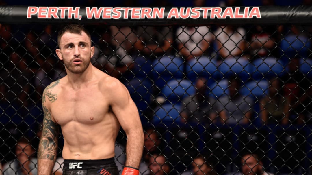 PERTH, AUSTRALIA - FEBRUARY 11: Alexander Volkanovski of Australia prepares for the second round to begin while facing Jeremy Kennedy of Canada in their featherweight bout during the UFC 221 event at Perth Arena on February 11, 2018 in Perth, Australia. (Photo by Jeff Bottari/Zuffa LLC/Zuffa LLC via Getty Images)