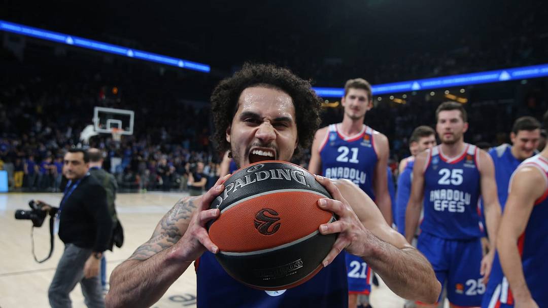 (LLUIS GENE/AFP via Getty Images)   (Photo by Sonia Canada/Getty Images)   (Photo by Scott Cunningham/Getty Images)   (Photo by Ronald Martinez/Getty Images)   (Photo by Gregory Shamus/Getty Images)   (Photo by Jason Miller/Getty Images)   (Photo by Srdjan Stevanovic/Getty Images)   (Photo by Rob Carr/Getty Images)   (Photo by Sonia Canada/Getty Images)