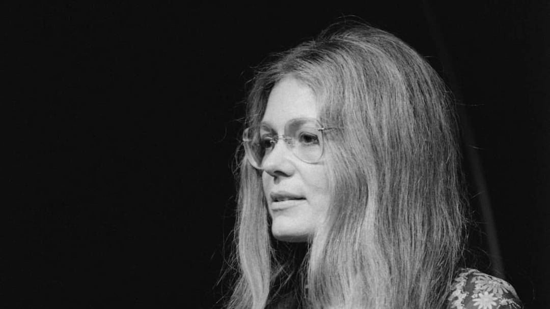 Gloria Steinem is the face of feminism and the reason it's cool to put your glasses on over your hair. Gloria Steinem is the face of feminism and the reason it's cool to put your glasses on over your hair.