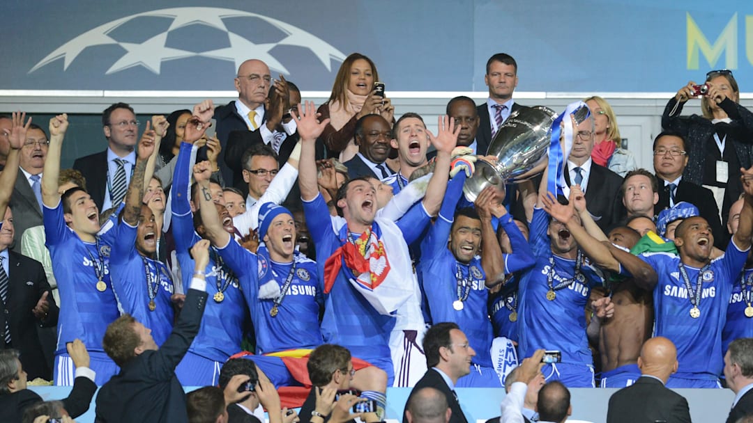 Chelsea's players celebrate after the UE Chelsea's players celebrate after the UE