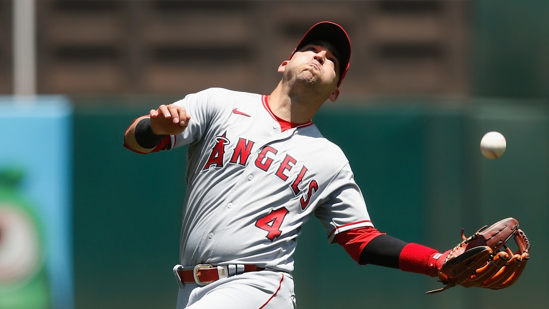 José Iglesias se robó el show con tremenda jugada defensiva en el duelo entre los Angelinos y los Atléticos José Iglesias se robó el show con tremenda jugada defensiva en el duelo entre los Angelinos y los Atléticos