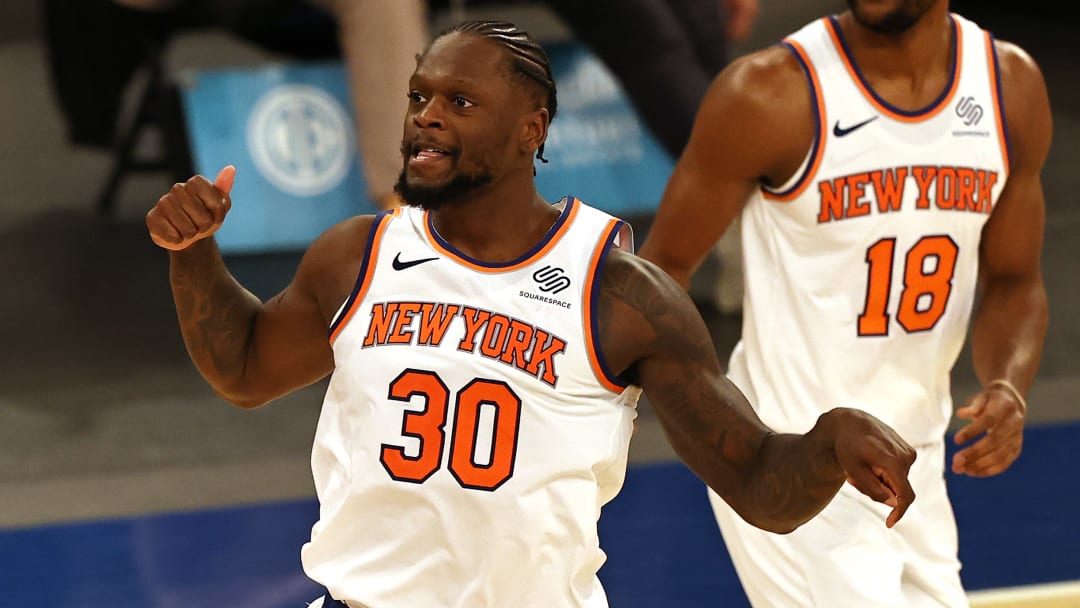 The New York Knicks' odds to make the playoffs are on the rise.