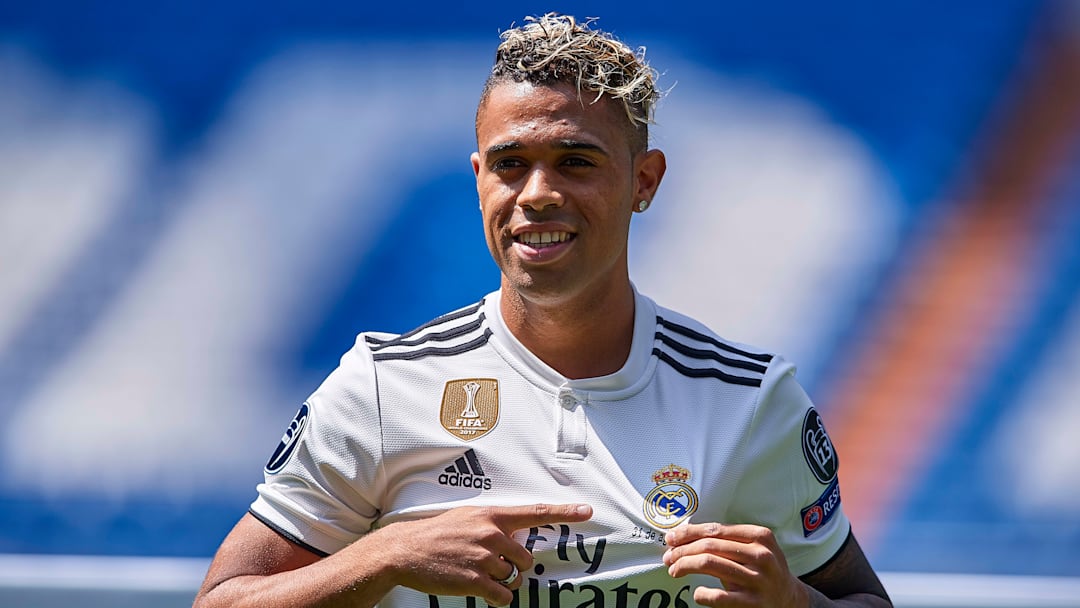 Real Madrid Unveil New Signing Mariano