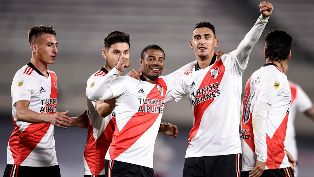 Matias Suarez festejando su gol Matias Suarez festejando su gol