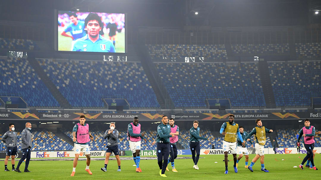 "Sería el mejor homenaje que podriamos hacerle a Diego Maradona", aseguró. "Sería el mejor homenaje que podriamos hacerle a Diego Maradona", aseguró.