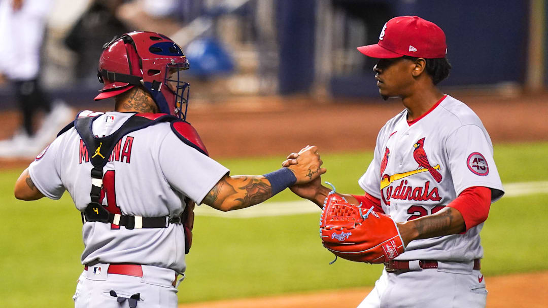 Yadier Molina hizo una jugada espectacular ante Milwaukee Yadier Molina hizo una jugada espectacular ante Milwaukee