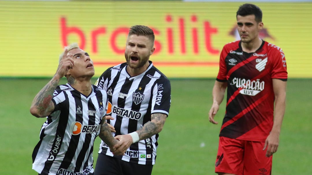 Galo venceu o Furacão por 2 a 0, em Belo Horizonte Galo venceu o Furacão por 2 a 0, em Belo Horizonte
