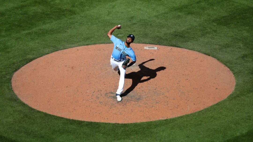 SEATTLE, WASHINGTON - JULY 10: Carl Edwards Jr. #16 of the Seattle Mariners pitches in the sixth inning of an intrasquad game during summer workouts at T-Mobile Park on July 10, 2020 in Seattle, Washington. (Photo by Abbie Parr/Getty Images)