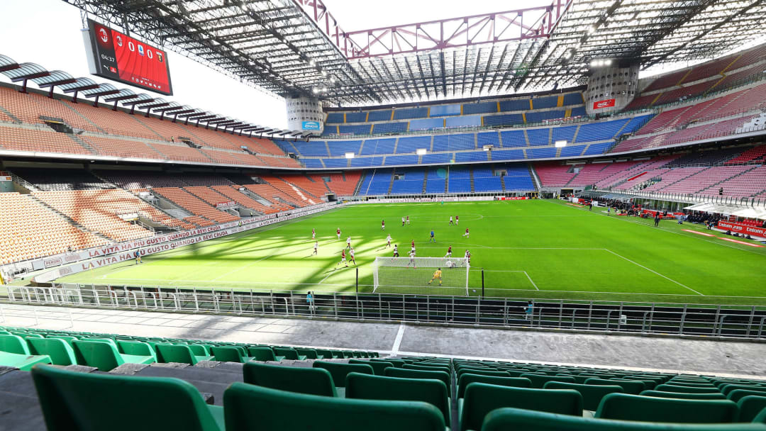 AC Milan v Genoa CFC - Serie A