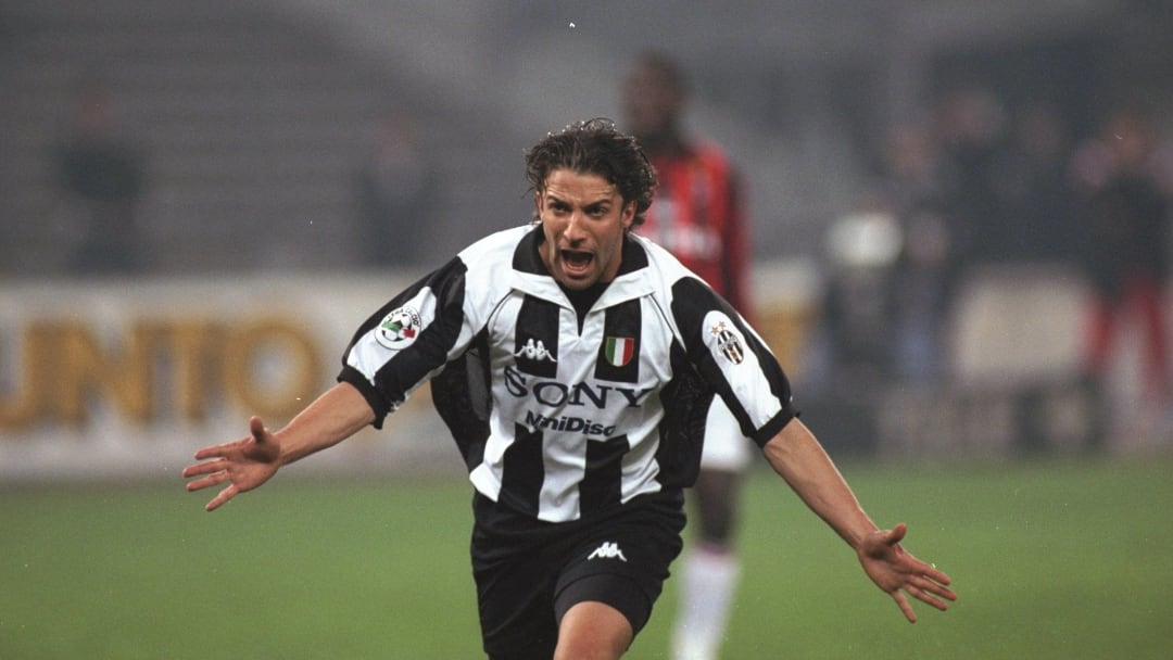 Juventus jersey no 6