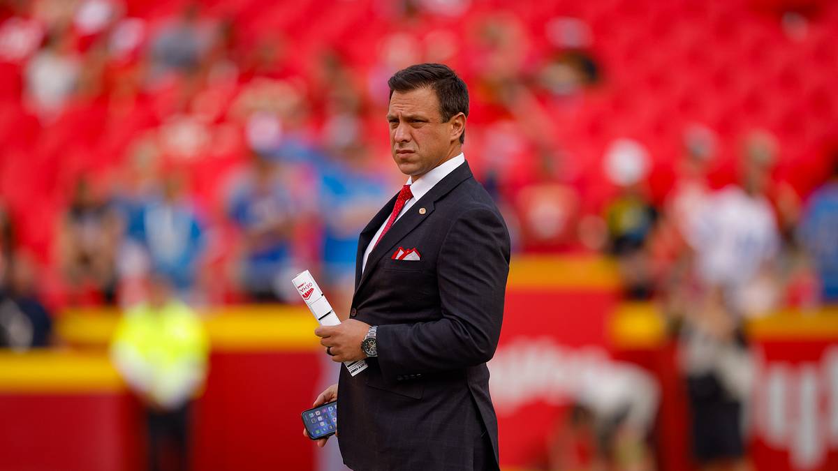 Dear Brett Veach: It's okay to admit to your own mistakes