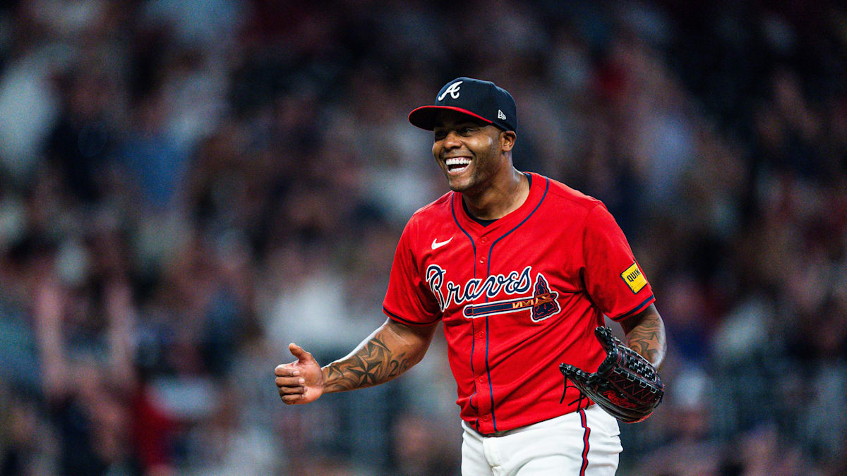 Raisel Iglesias leads the way for Braves late-season resurrection