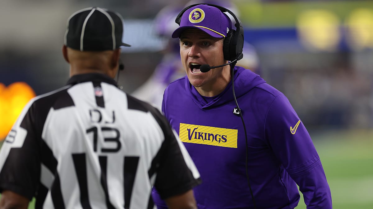 Vikings get screwed by refs after missing blatant facemask penalty by Rams