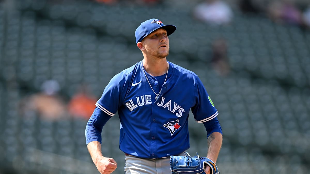 Jeff Hoffman's Sunday Blue Jays win made the wrong kind of MLB history