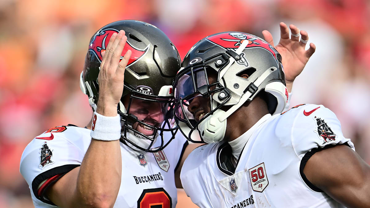 Panthers give Buccaneers a huge gift by upsetting Packers in Week 9