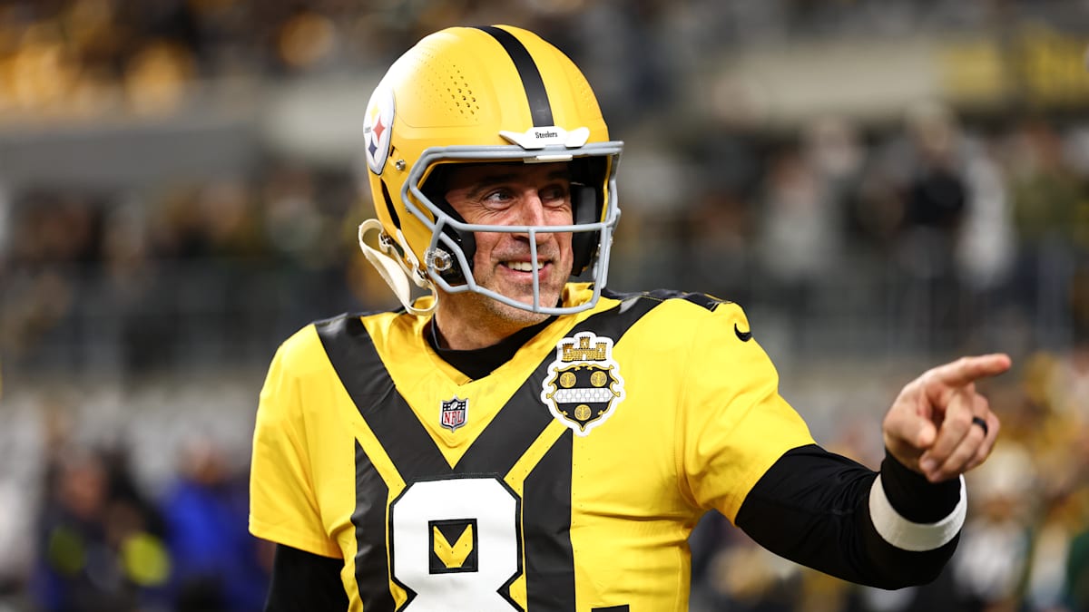 Aaron Rodgers admits Packers fans forced him to do something he's rarely  ever done