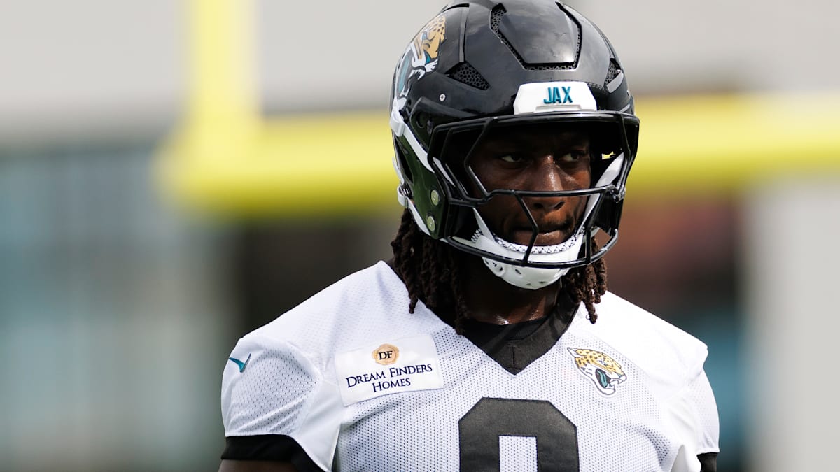 NFL Jacksonville Jaguars ヴィンテージ　革ジャン NFL Jacksonville Jaguars ヴィンテージ革ジャン