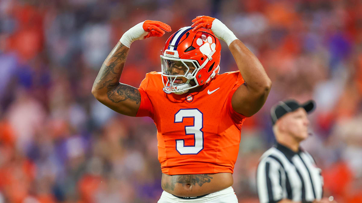 Bears find their next monster of the midway in way too early 2026 NFL Mock  Draft